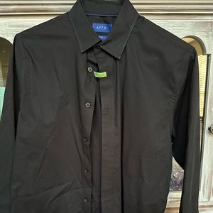 EUC Men’s black dress shirt